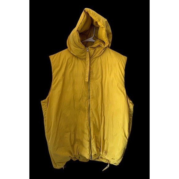 BDG Unisex Yellow Oversized Vest RECYCLED COCOON PUFFER Hood Pockets Hip Hop NWT - Picture 1 of 13